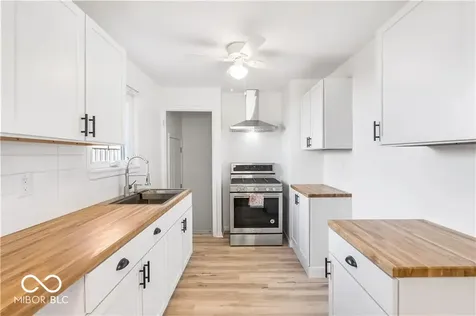 1709 N Euclid Avenue Indianapolis IN 46218