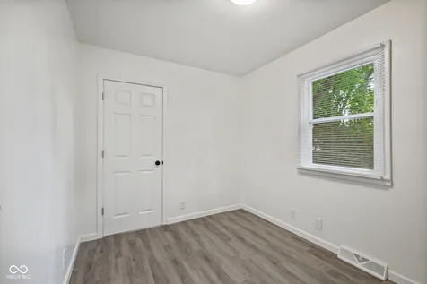 3329 Bethel Avenue Indianapolis IN 46203