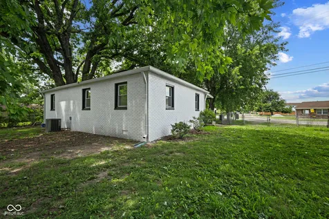 3329 Bethel Avenue Indianapolis IN 46203
