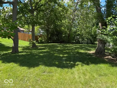 9206 Andiron Drive Indianapolis IN 46250