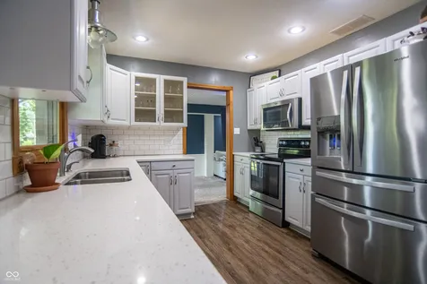 7155 Sandalwood Drive Indianapolis IN 46217