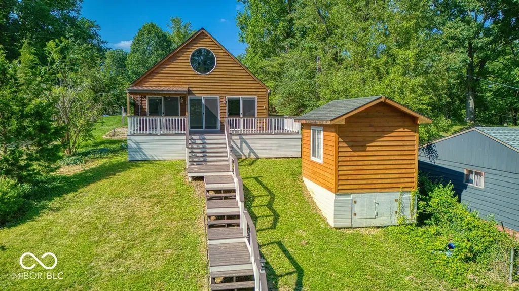 621 W Hemphill Drive Nineveh IN 46164