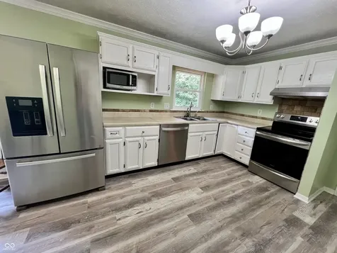 5722 Wheelhorse Drive Indianapolis IN 46221