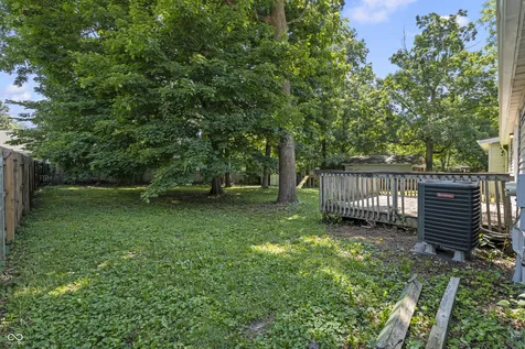 6321 Sharrob Indianapolis IN 46241
