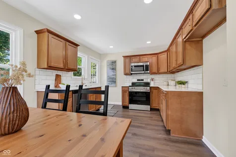6685 Homestead Drive Indianapolis IN 46227