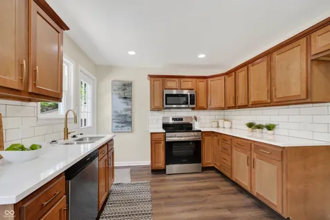 6685 Homestead Drive Indianapolis IN 46227
