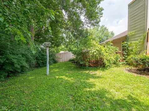1506 Brook Pointe Drive Indianapolis IN 46234
