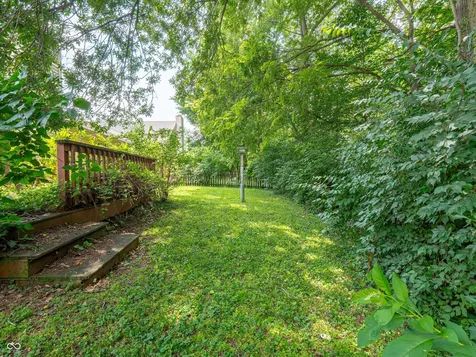 1506 Brook Pointe Drive Indianapolis IN 46234