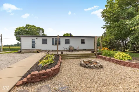 7926 W County Road 700 S Colfax IN 46035