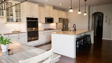 12874 Girvan Way Fishers IN 46037