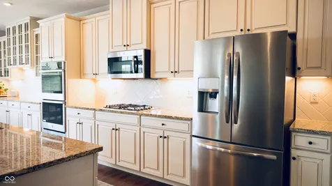 12874 Girvan Way Fishers IN 46037