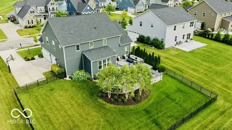 12874 Girvan Way Fishers IN 46037