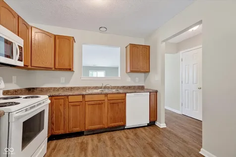 10747 Mistflower Way Indianapolis IN 46235