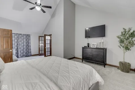 6450 Quail Creek Indianapolis IN 46237