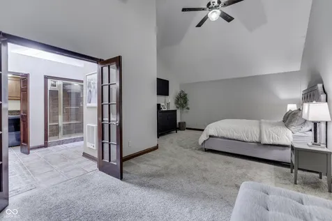 6450 Quail Creek Indianapolis IN 46237