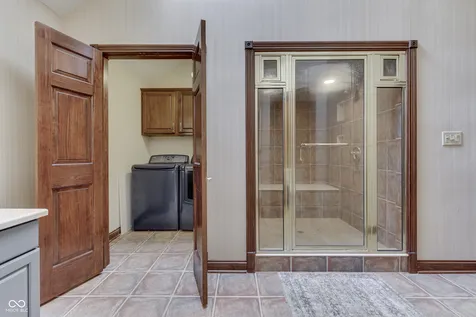 6450 Quail Creek Indianapolis IN 46237