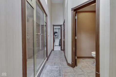 6450 Quail Creek Indianapolis IN 46237