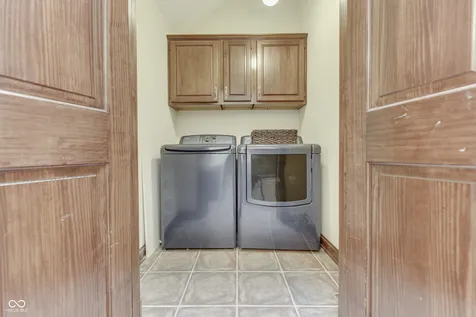 6450 Quail Creek Indianapolis IN 46237