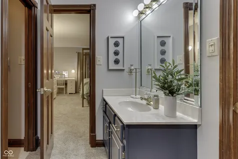 6450 Quail Creek Indianapolis IN 46237