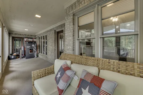 6450 Quail Creek Indianapolis IN 46237