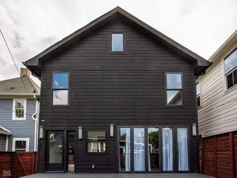 2058 Carrollton Avenue Indianapolis IN 46202
