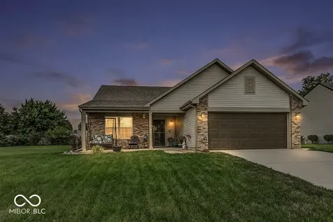 672 Grassy Bend Drive Greenwood IN 46143