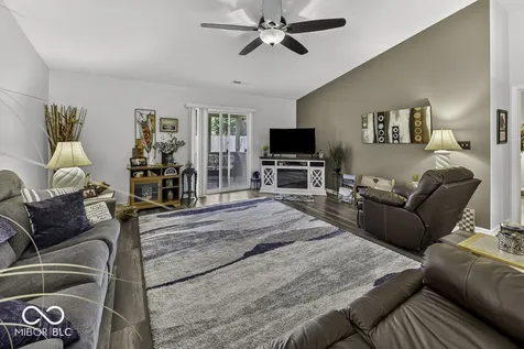 672 Grassy Bend Drive Greenwood IN 46143