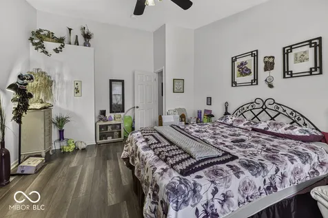 672 Grassy Bend Drive Greenwood IN 46143