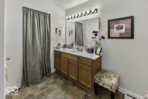 672 Grassy Bend Drive Greenwood IN 46143