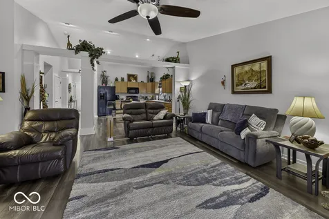672 Grassy Bend Drive Greenwood IN 46143