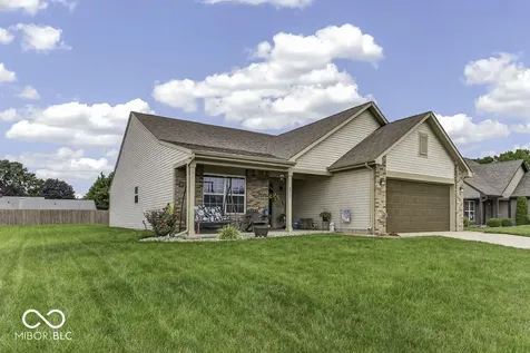 672 Grassy Bend Drive Greenwood IN 46143