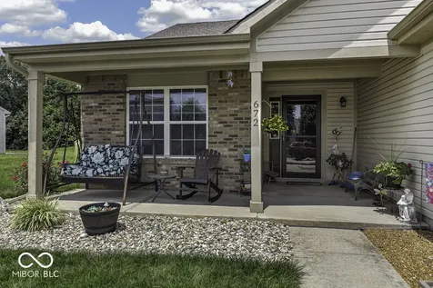 672 Grassy Bend Drive Greenwood IN 46143