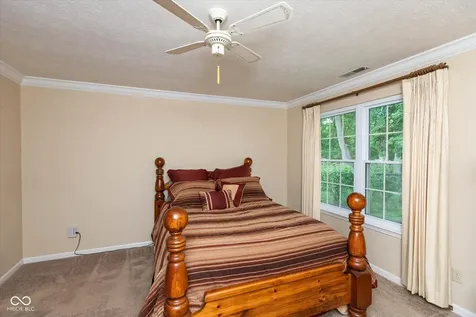 9441 Colony Pointe East Indianapolis IN 46250