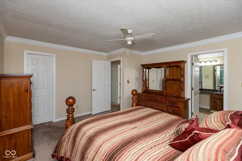 9441 Colony Pointe East Indianapolis IN 46250