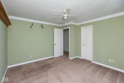 9441 Colony Pointe East Indianapolis IN 46250