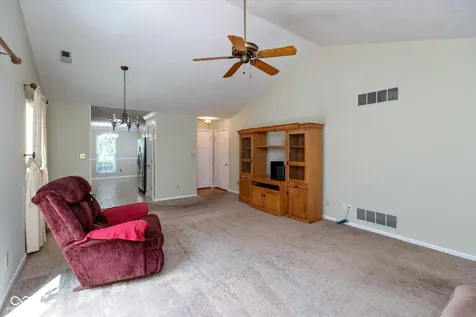 9441 Colony Pointe East Indianapolis IN 46250
