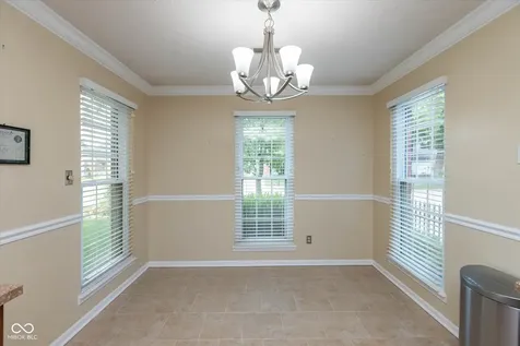 9441 Colony Pointe East Indianapolis IN 46250