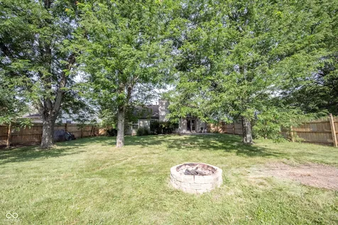 12853 Longleaf Lane Fishers IN 46038