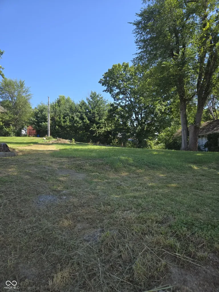 624 E O And M Avenue North Vernon IN 47265