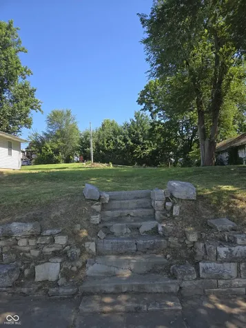 624 E O And M Avenue North Vernon IN 47265