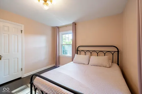 5308 Rosslyn Avenue Indianapolis IN 46220