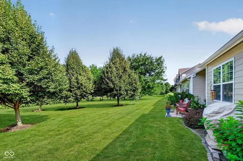 16152 Lakeville Crossing Westfield IN 46074