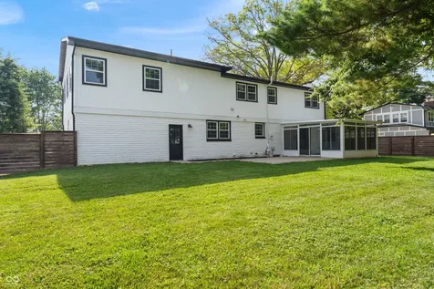 4382 River Road Columbus IN 47203