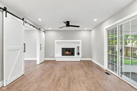 4382 River Road Columbus IN 47203
