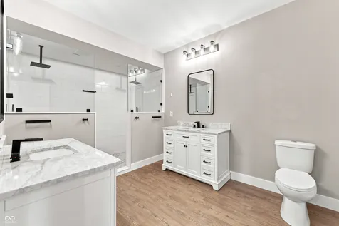 4382 River Road Columbus IN 47203
