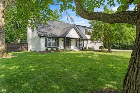 4382 River Road Columbus IN 47203