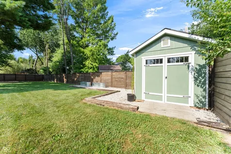 4382 River Road Columbus IN 47203