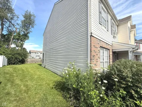 3956 Beaconsfield Lane Indianapolis IN 46228