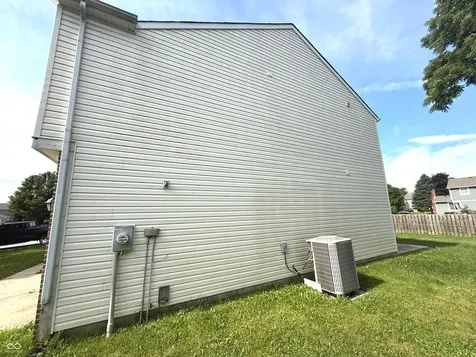 3956 Beaconsfield Lane Indianapolis IN 46228