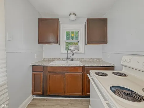 3913 N Temple Avenue Indianapolis IN 46205